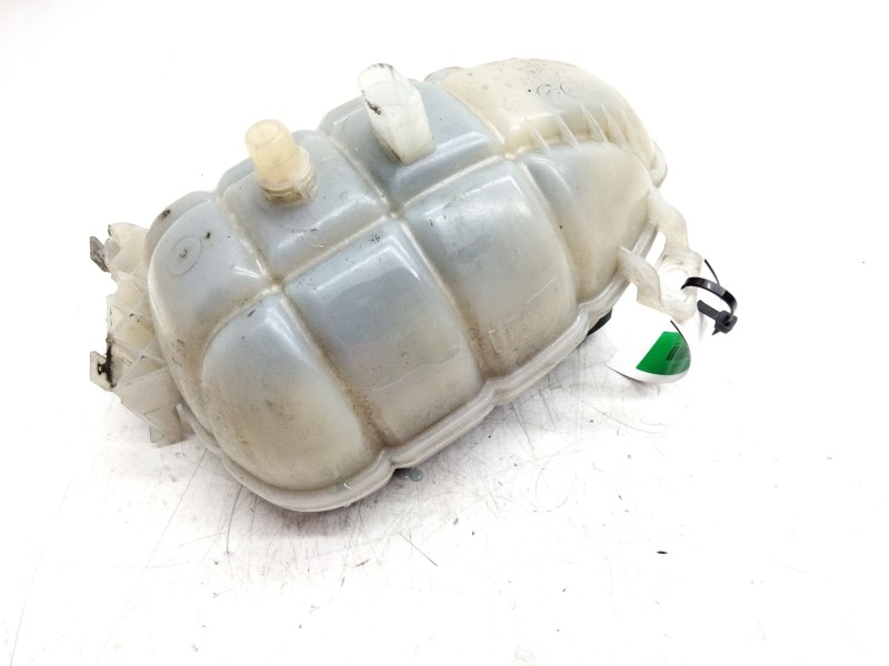 Recambio de deposito expansion para bmw serie 1 lim. (f20/f21) referencia OEM IAM 764316001  