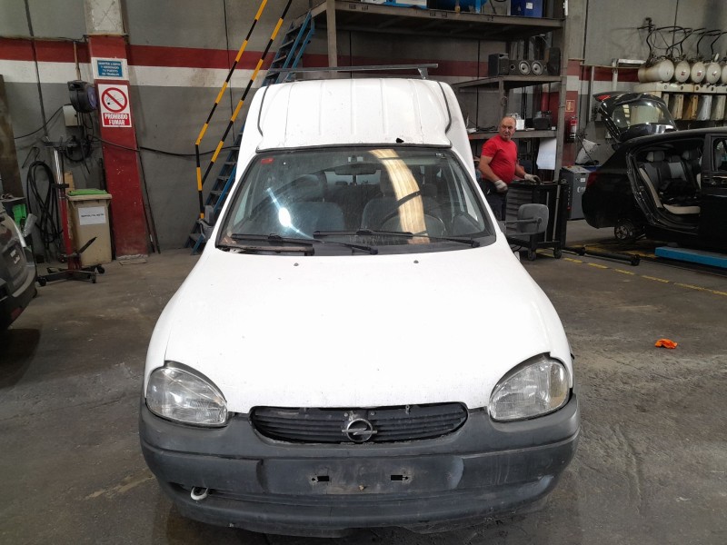opel combo (corsa b) del año 2001