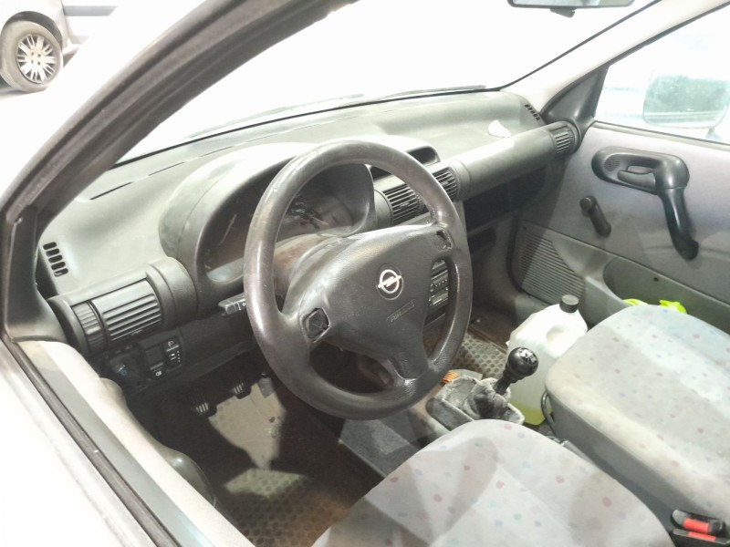 opel combo (corsa b) del año 2001