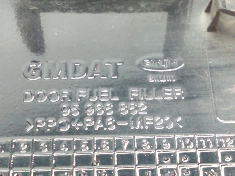 Recambio de tapa exterior combustible para chevrolet epica 2.0 diesel cat referencia OEM IAM 95966362  