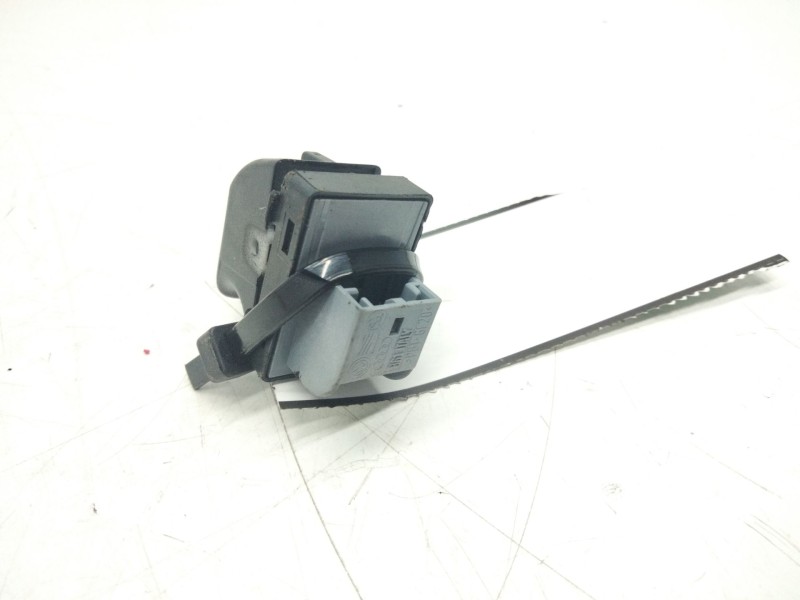 Recambio de mando elevalunas delantero derecho para audi a4 berlina (8e) 2.0 tdi quattro (dpf) (103kw) referencia OEM IAM 8K0959