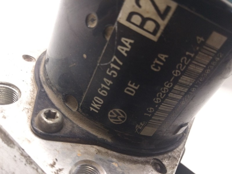 Recambio de abs para seat leon (1p1) 2.0 tdi referencia OEM IAM 1K0624517AA  