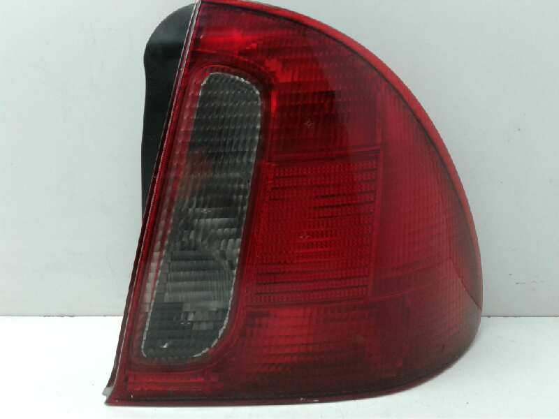 Recambio de piloto trasero derecho para mg serie 45 (t/rt) 2.0 td referencia OEM IAM XFB101000  
