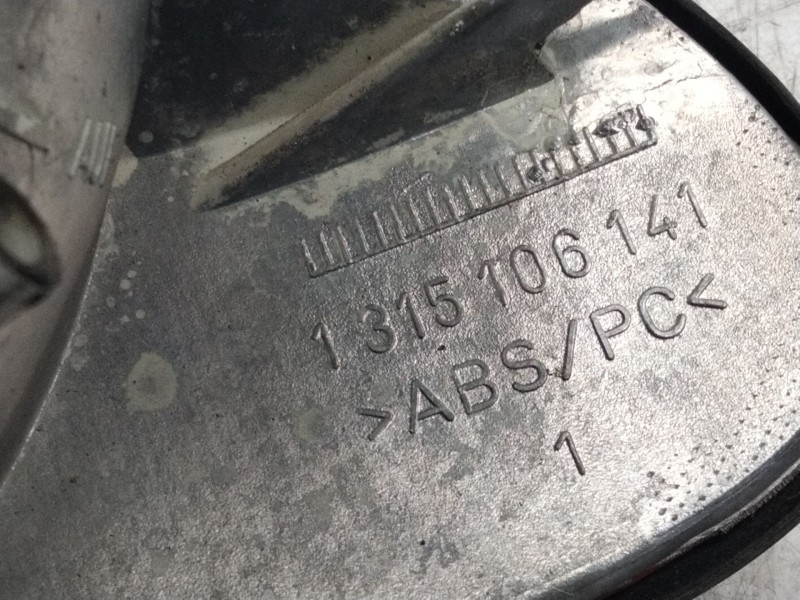 Recambio de piloto delantero derecho para bmw serie 3 berlina (e46) 320d referencia OEM IAM 1315106141  