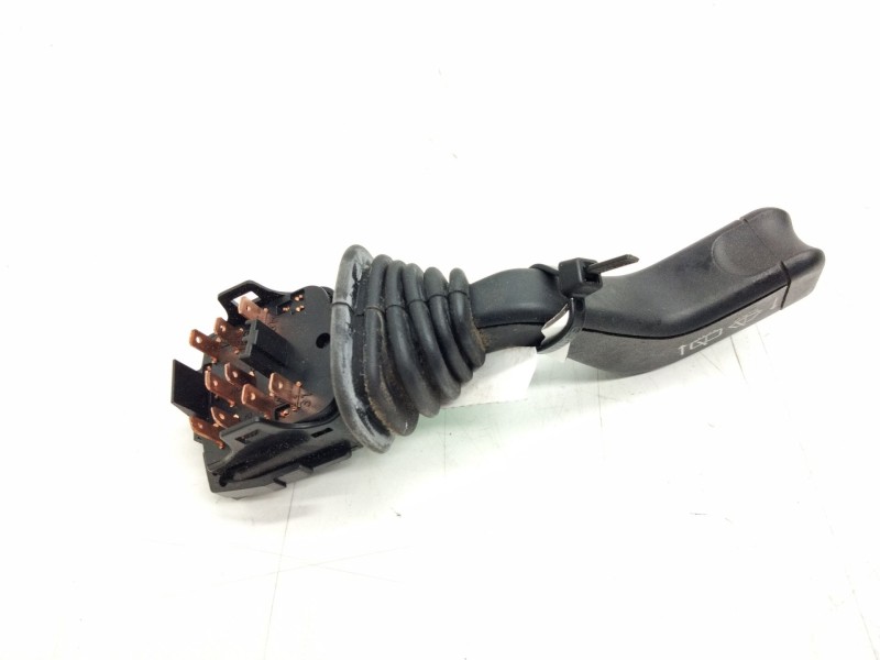 Recambio de mando limpia para opel corsa b viva referencia OEM IAM 90124931  