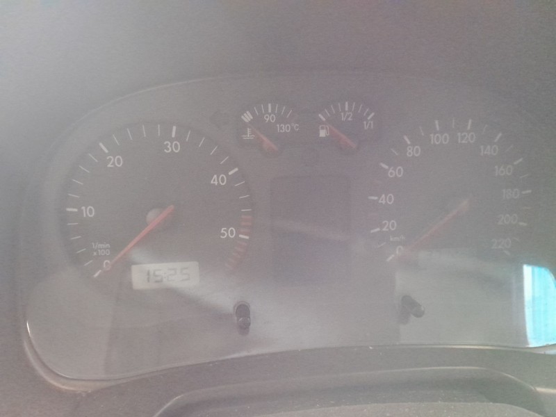 volkswagen golf iii berlina (1h1) del año 2000