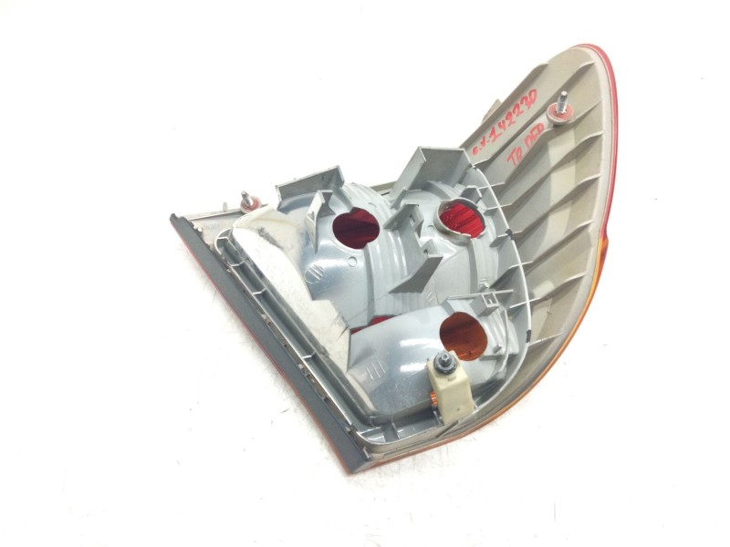 Recambio de piloto trasero derecho para bmw serie 3 berlina (e46) 320d referencia OEM IAM 3364922  