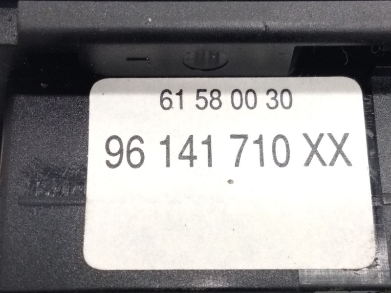 Recambio de mando limpia para peugeot 106 (s1) 1.0 referencia OEM IAM 96141710XX  