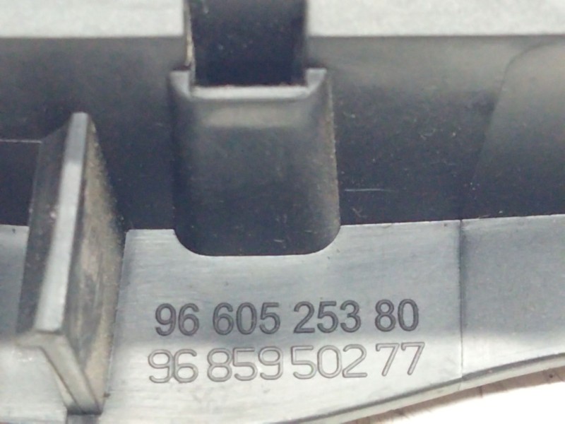 Recambio de maneta interior delantera derecha para peugeot 308 access referencia OEM IAM 9660525380  