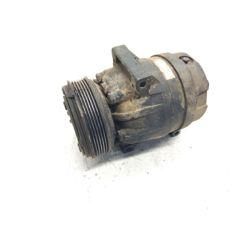 Recambio de compresor aire acondicionado para nissan primastar (x83) 2.5 dci diesel cat referencia OEM IAM 7701499860  