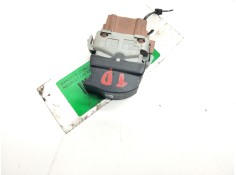 Recambio de mando elevalunas trasero derecho para renault laguna ii (bg0) 1.6 referencia OEM IAM    2