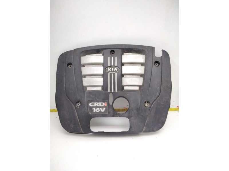 Recambio de tapa motor para kia sorento 2.5 crdi referencia OEM IAM   