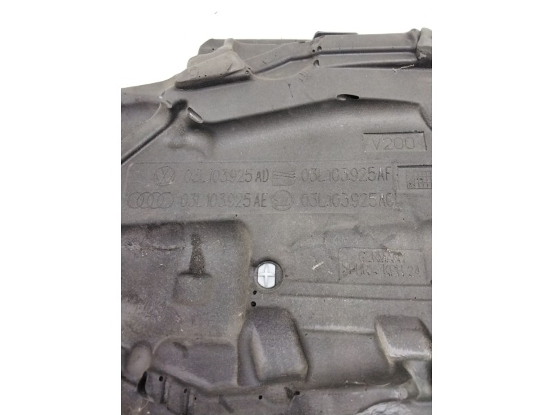 Recambio de tapa motor para volkswagen golf vi (5k1) 2.0 tdi dpf referencia OEM IAM 03L103925AD  03L103925AF