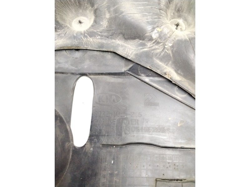 Recambio de tapa motor para kia sorento 2.5 crdi referencia OEM IAM 292474A113  