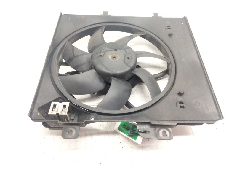 Recambio de electroventilador para citroen c-elysée referencia OEM IAM 9675280989  
