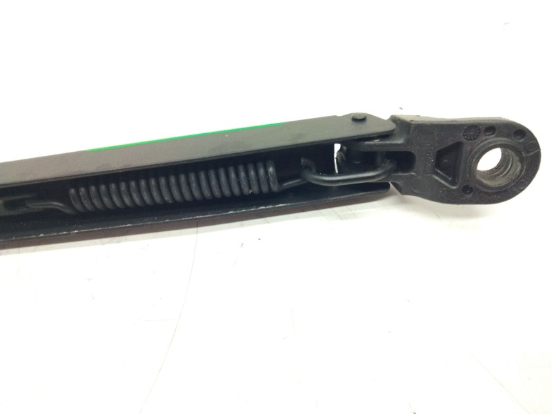 Recambio de brazo limpia delantero derecho para citroen c-elysée referencia OEM IAM   