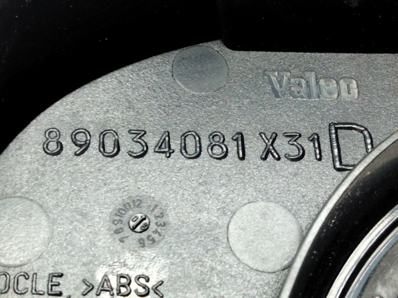 Recambio de piloto trasero derecho porton para citroen c5 berlina exclusive referencia OEM IAM 89034081X31D  