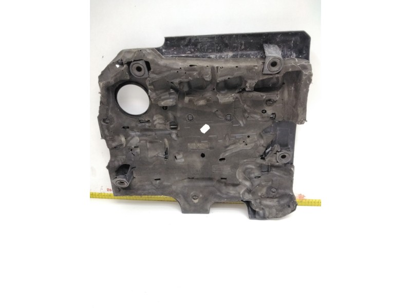 Recambio de tapa motor para audi a1 sportback (8xa) referencia OEM IAM 03L103925  