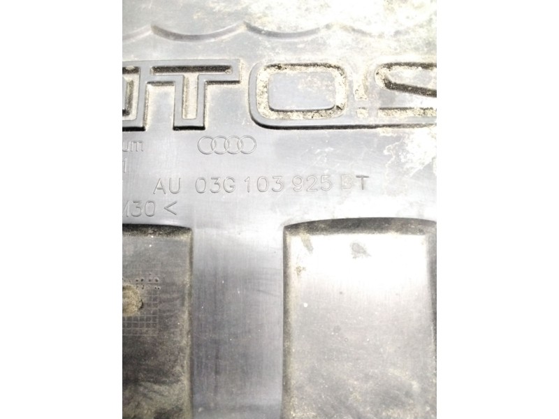 Recambio de tapa motor para volkswagen golf v berlina (1k1) 2.0 tdi referencia OEM IAM 03G103925  