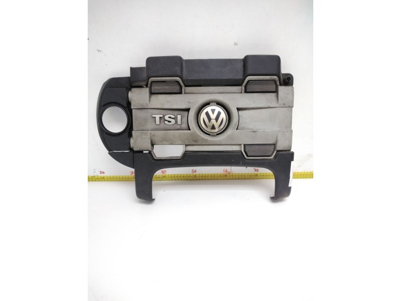 Recambio de tapa motor para volkswagen polo classic (6v2) referencia OEM IAM 03C103925  
