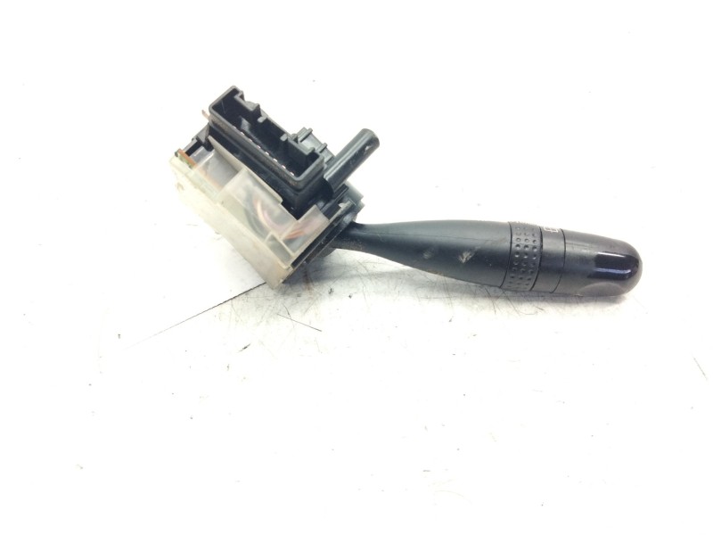 Recambio de mando limpia para toyota corolla (e12) 2.0 d-4d luna berlina referencia OEM IAM   