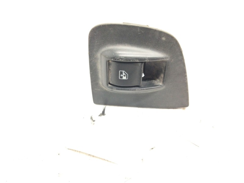 Recambio de mando elevalunas delantero derecho para fiat doblo (119) 1.9 8v dynamic / multijet dynamic plus (77kw) referencia OE