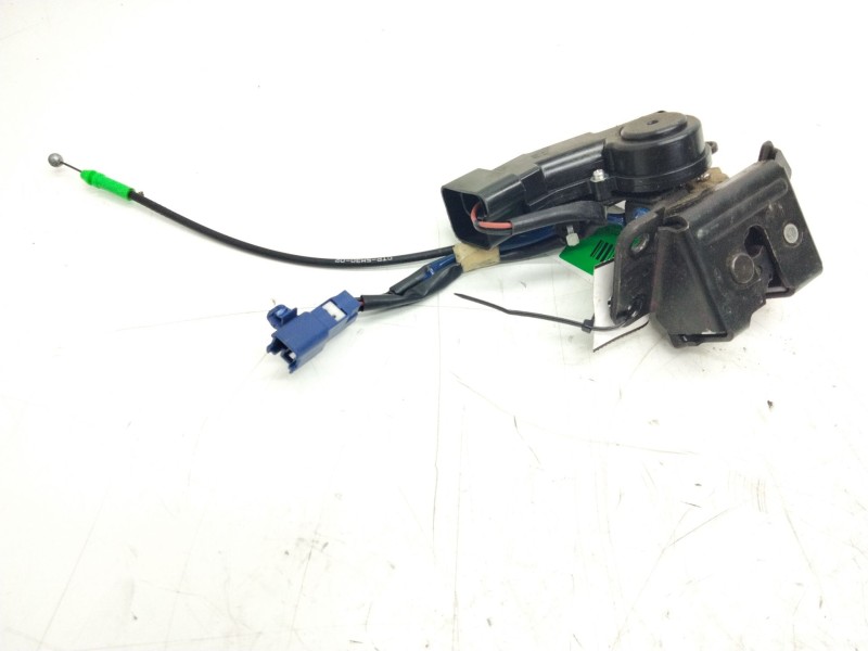 Recambio de cerradura luneta porton para toyota corolla (e12) 2.0 d-4d luna berlina referencia OEM IAM   