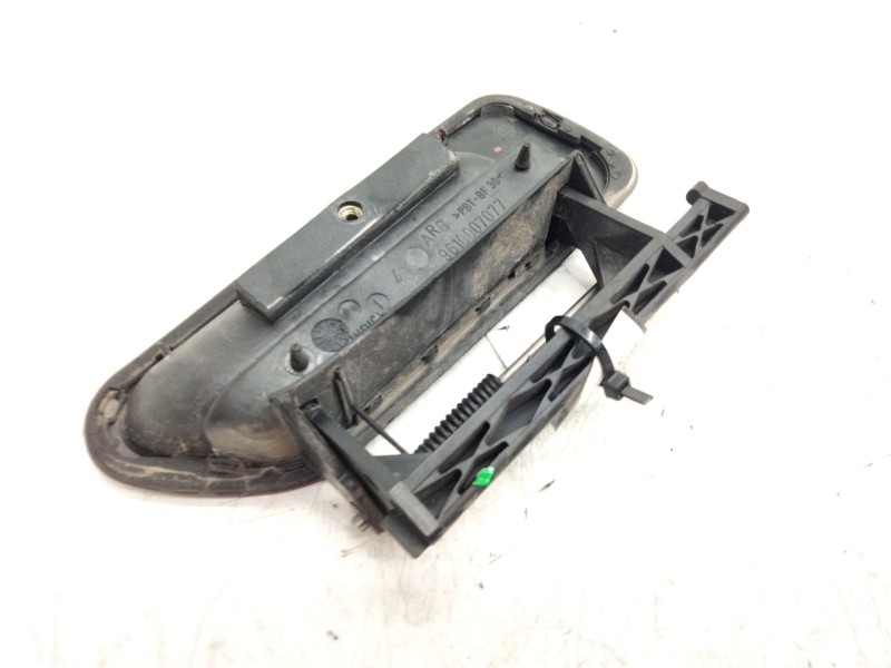 Recambio de maneta exterior trasera izquierda para citroen xantia berlina 1.8i sx / 1.8 sx referencia OEM IAM 9610007077  