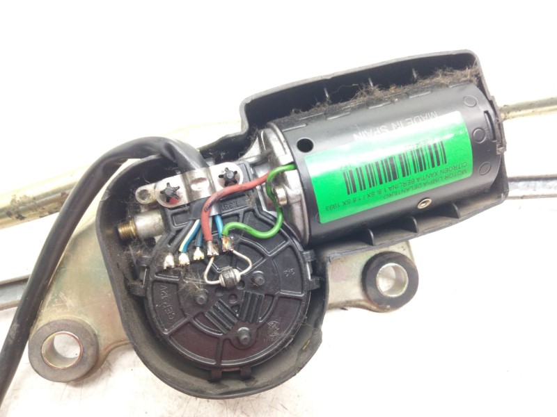 Recambio de motor limpia delantero para citroen xantia berlina 1.8i sx / 1.8 sx referencia OEM IAM 0399241337  