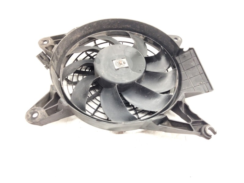 Recambio de electroventilador radiador aire acondicionado para chevrolet epica 2.0 diesel cat referencia OEM IAM 3C2312CLXD  