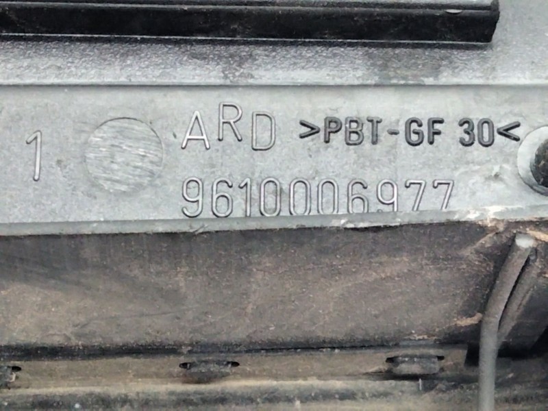 Recambio de maneta exterior trasera derecha para citroen xantia berlina 1.8i sx / 1.8 sx referencia OEM IAM 9610006977  