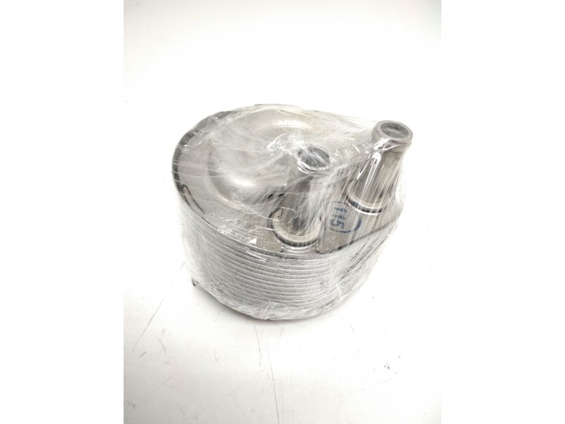 Recambio de enfriador aceite motor para nissan navara pick-up (d40m) 2.5 dci cat referencia OEM IAM 5M30001 324288015 