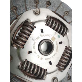 Recambio de disco embrague para volkswagen polo advance referencia OEM IAM 04C141031C  