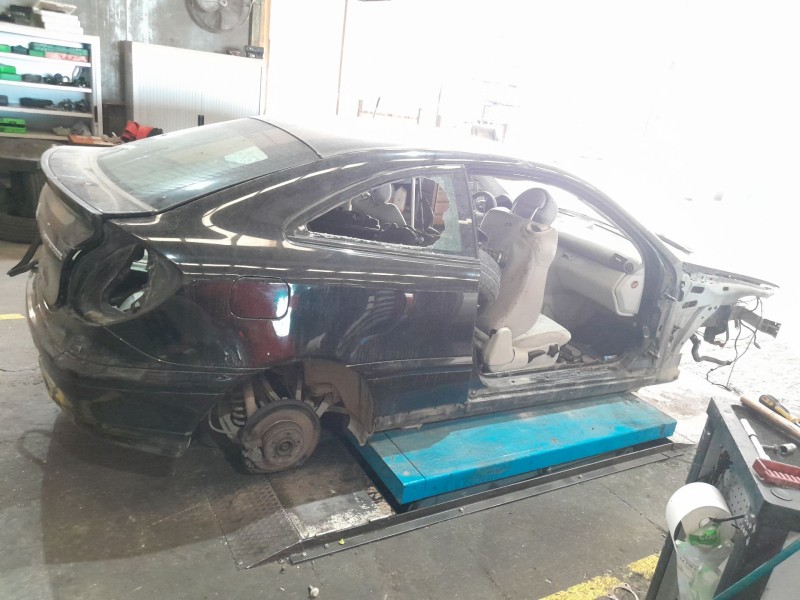 mercedes clase c (w203) sportcoupe del año 2003