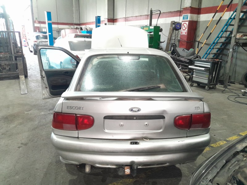 ford escort berl./turnier del año 1998