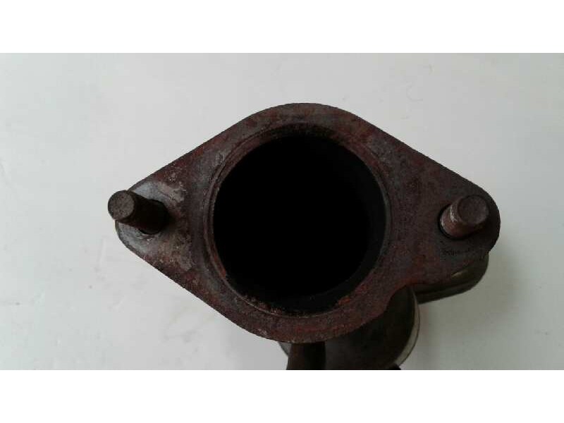 Recambio de catalizador para ford fiesta (cb1) trend referencia OEM IAM 20110514B 175 