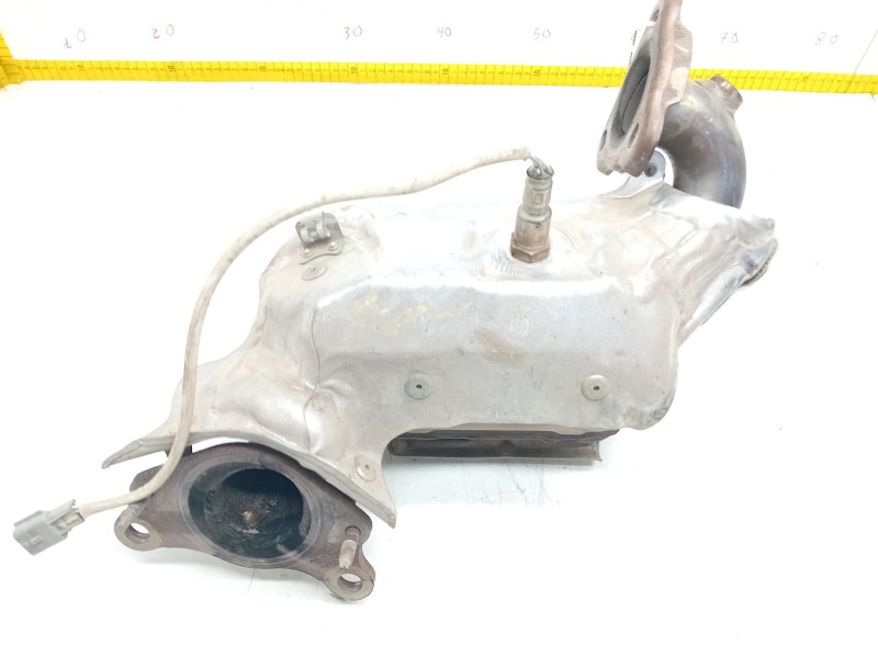 Recambio de catalizador para dacia sandero laureate referencia OEM IAM 208A03489R  