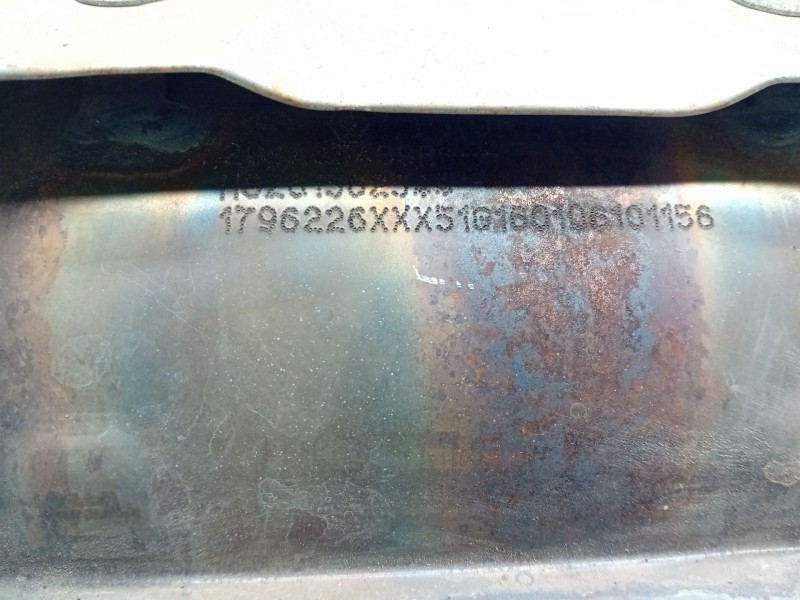 Recambio de catalizador para dacia sandero laureate referencia OEM IAM 208A03489R  