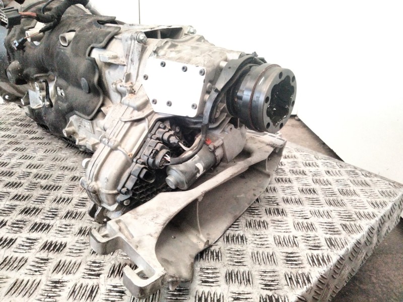 Recambio de caja cambios para land rover velar referencia OEM IAM H7A3-7000DE  