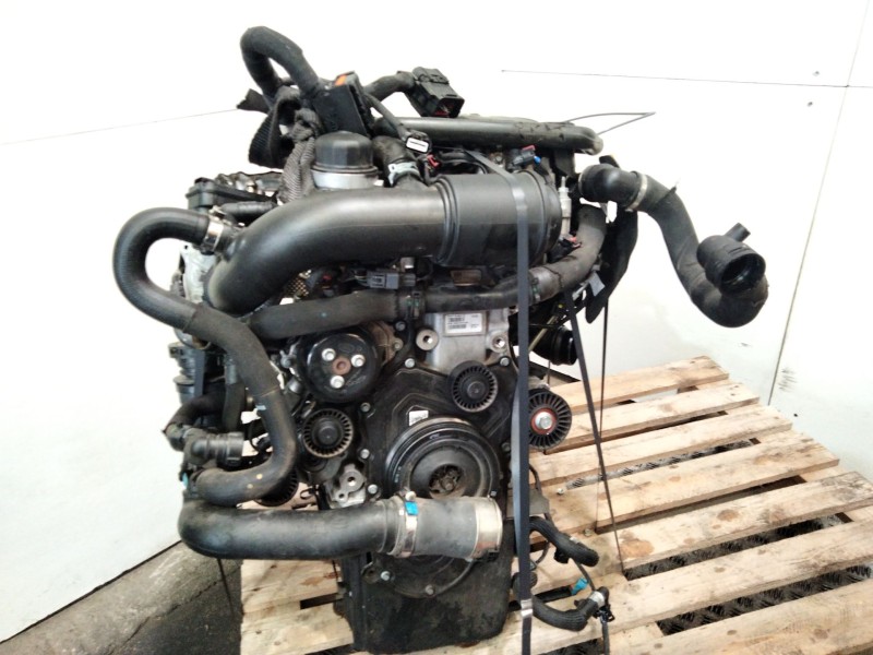 Recambio de motor completo para land rover velar referencia OEM IAM PT204  