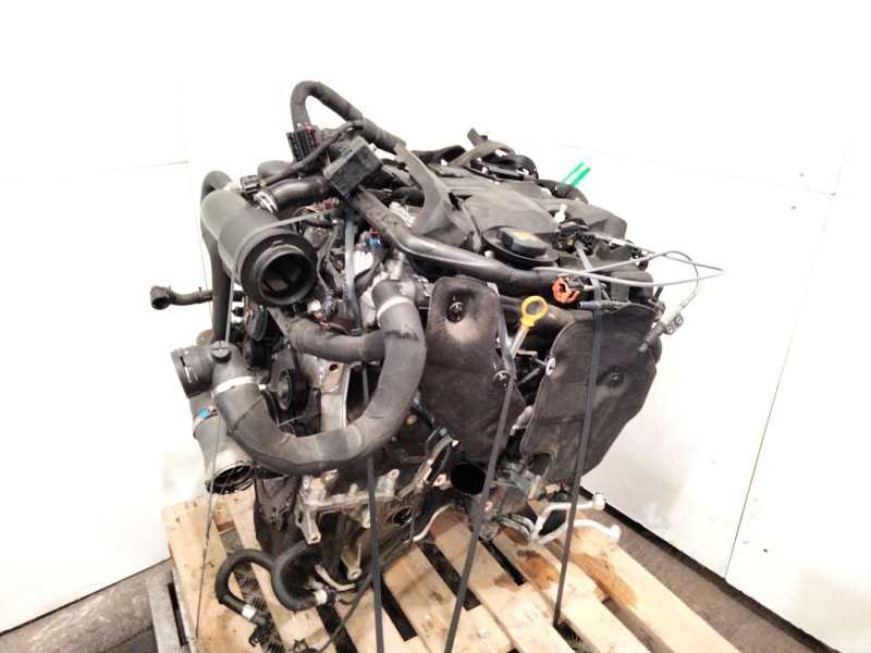 Recambio de motor completo para land rover velar referencia OEM IAM PT204  