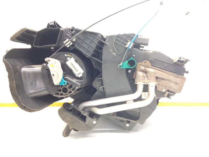 Recambio de calefaccion entera normal para dacia sandero básico referencia OEM IAM 272708805R  