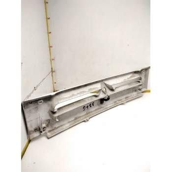 Recambio de rejilla delantera para renault trucks b caja/chasis 70 referencia OEM IAM 5010148955  B80