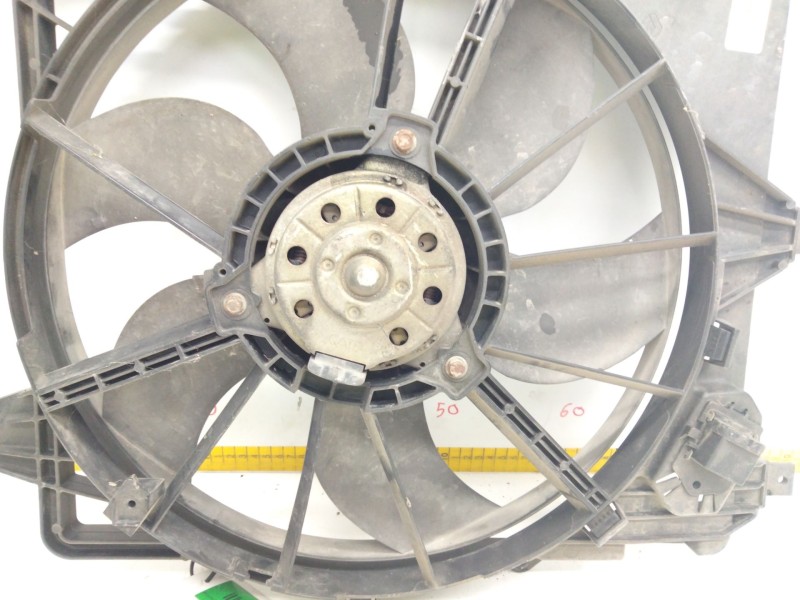 Recambio de electroventilador para renault clio ii fase ii (b/cb0) base authentique referencia OEM IAM 7700428659  