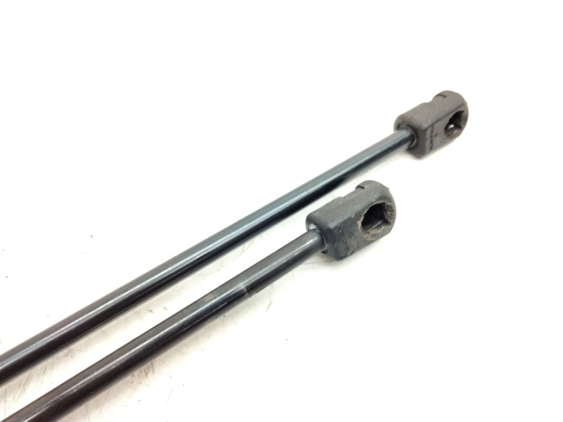 Recambio de amortiguadores maletero / porton para ford escort berlina 1.8 diesel referencia OEM IAM   