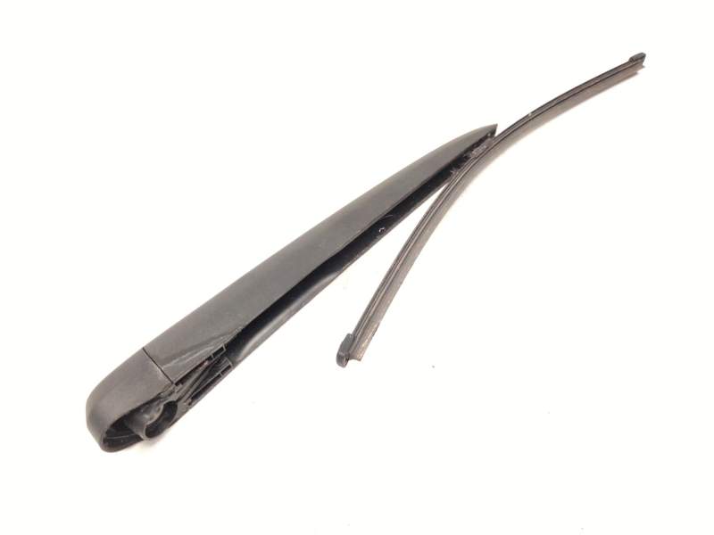 Recambio de brazo limpia trasero para mercedes-benz gla (h247) gla 200 (247.787) referencia OEM IAM W000086056  