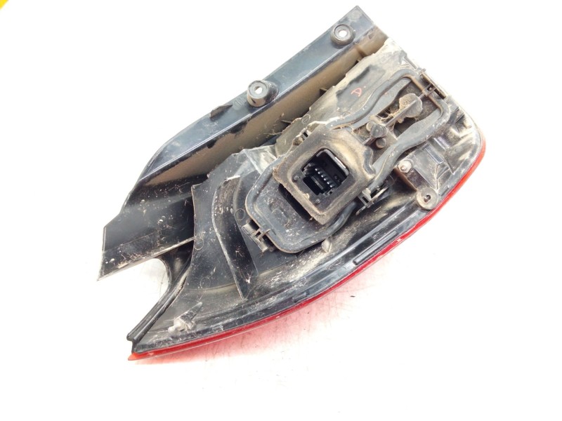 Recambio de piloto trasero derecho para renault scenic ii dynamique referencia OEM IAM   