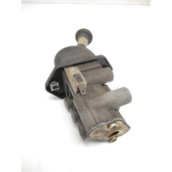 Recambio de valvula aire para iveco eurostar (ld) referencia OEM IAM 9617222800  VALVULA FRENO MANO WABCO