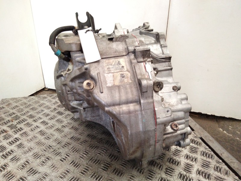 Recambio de caja cambios para volvo s80 berlina d5 momentum referencia OEM IAM 30681296  