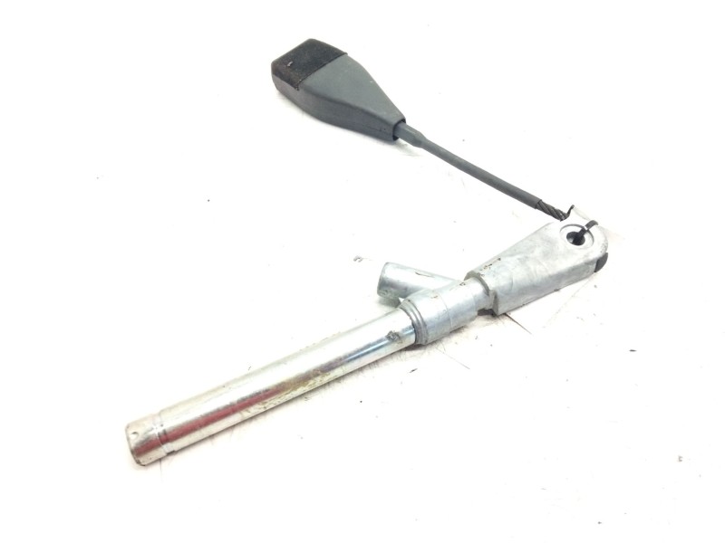 Recambio de enganche cinturon delantero central para renault scenic ii dynamique referencia OEM IAM 7421281  